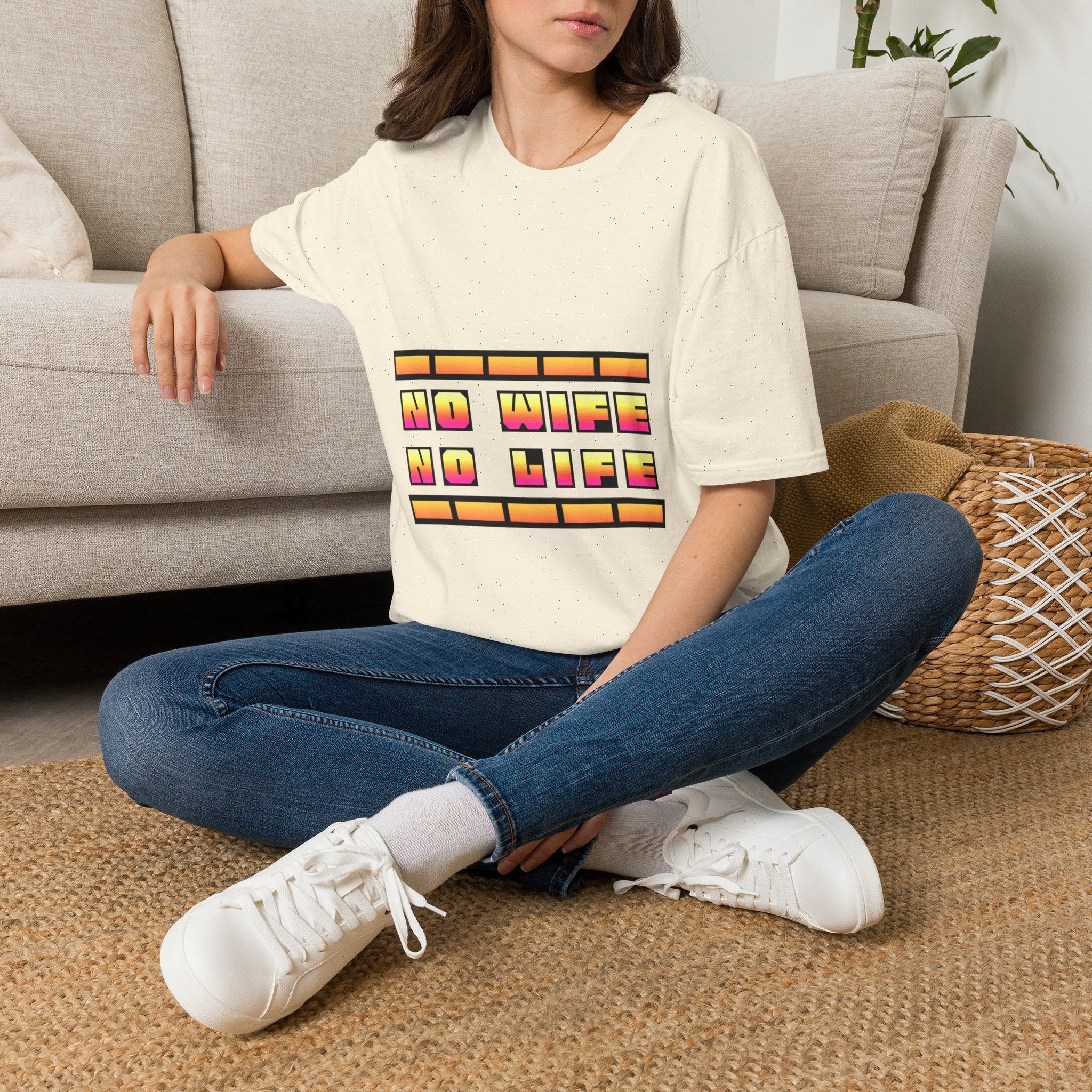 T-Shirt — "No Wife No Life" Retro Block Graphic Tee